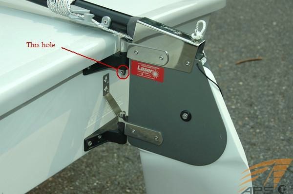 Rudder pintle with hole annotation.jpg