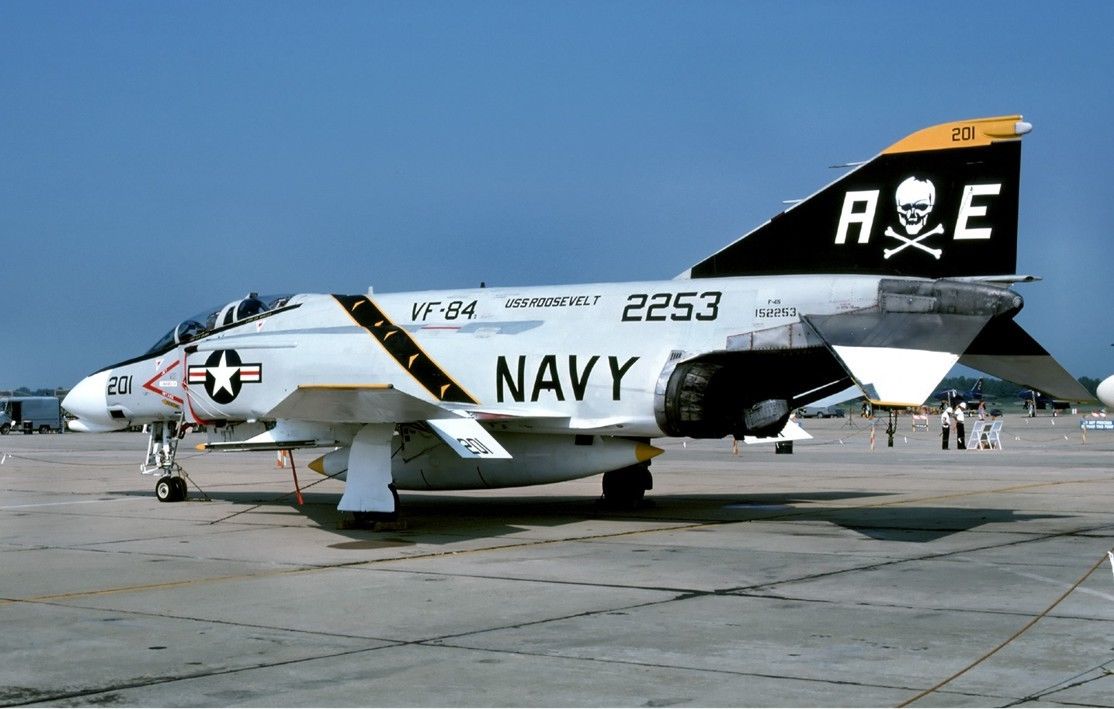 VF-84 Phantom Jolly Roger.jpg